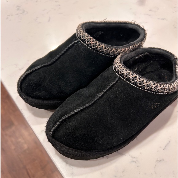 Ugg slippers for kids - Picture 1 of 4